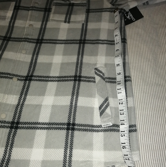O'Neill Plaid fleece shacket , XL, light grey , new with tags - Picture 4 of 6